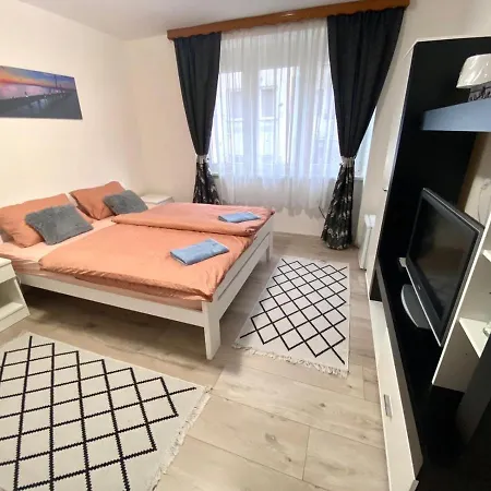 Cozy Center *